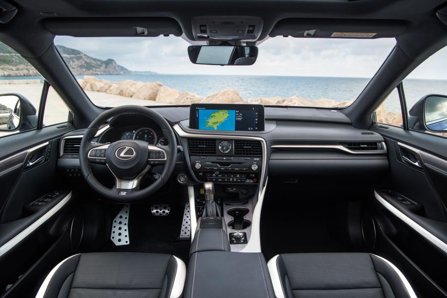 Торпедо Lexus RX300 F-Sport 2019 года  (WW) (фото 28 из 80)
